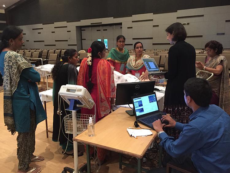 Dr.-Arundthathi-Jeyabalan-a-maternal-fetal-specialist-from-University-of-Pittsburgh-leads-a-simulation-training-at-a-medical-conference.jpg