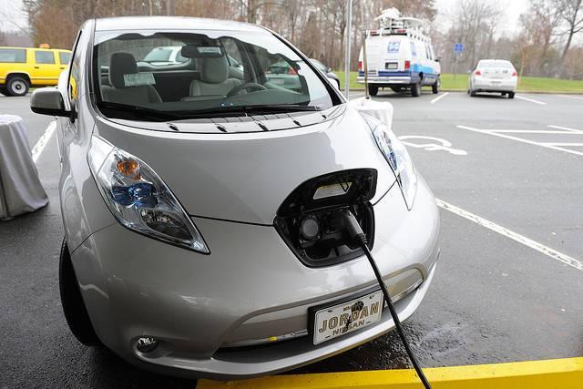 Due-to-Volkswagens-settlement-with-California-EV-charging-stations-will-be-even-more-visible.jpg