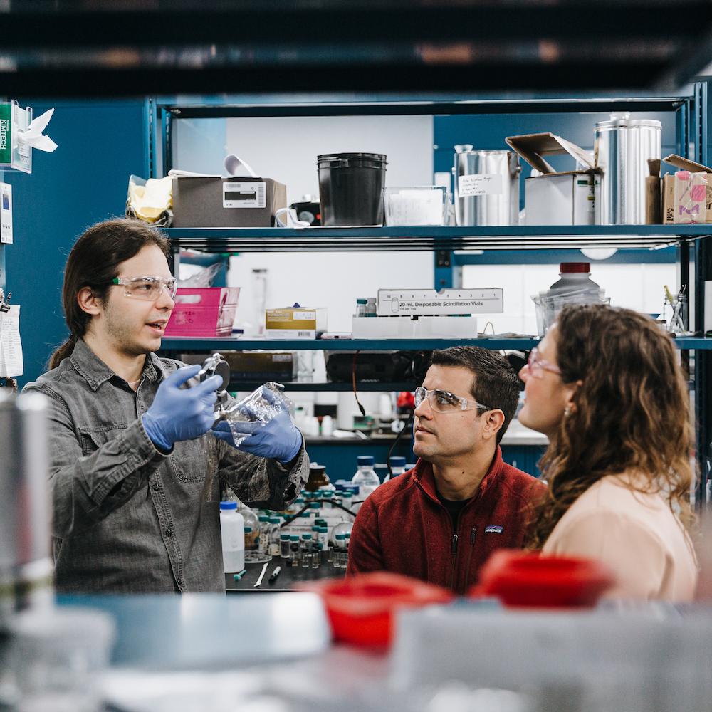 Ecolectro green hydrogen manufacturing - researchers in lab