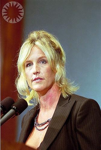 Erin_Brockovich_coal_ash_PR-org.jpg