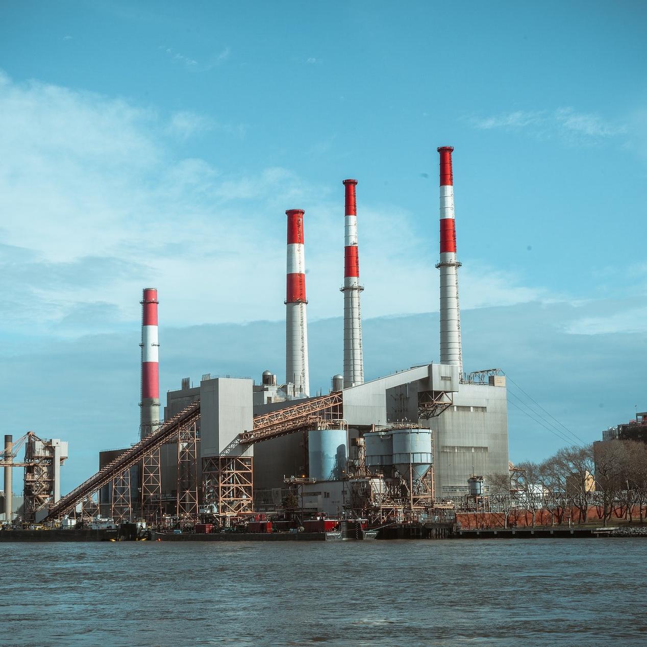 New York Power Plant - EPA looks to regulate GHGs with Clean Power Plan