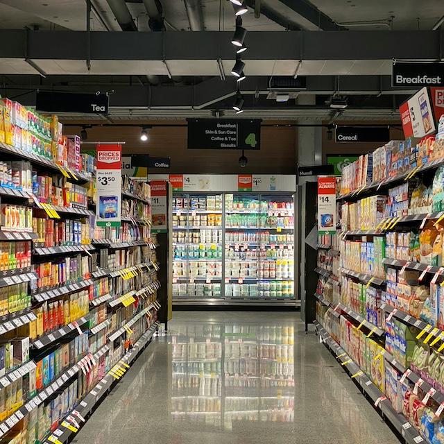 A grocery story aisle — Phononic