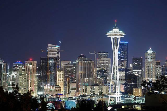 Seattle-at-night.jpg