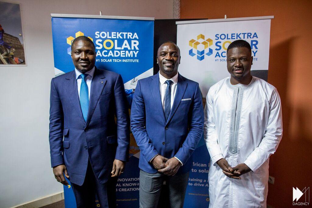 Solektra-Cofounders-at-Solar-Academy.jpg
