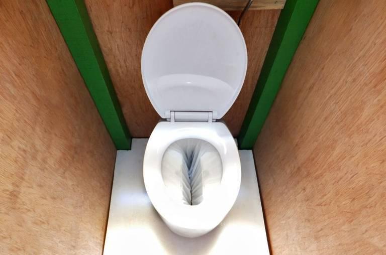 The-Loowatt-no-flush-toilet.jpg