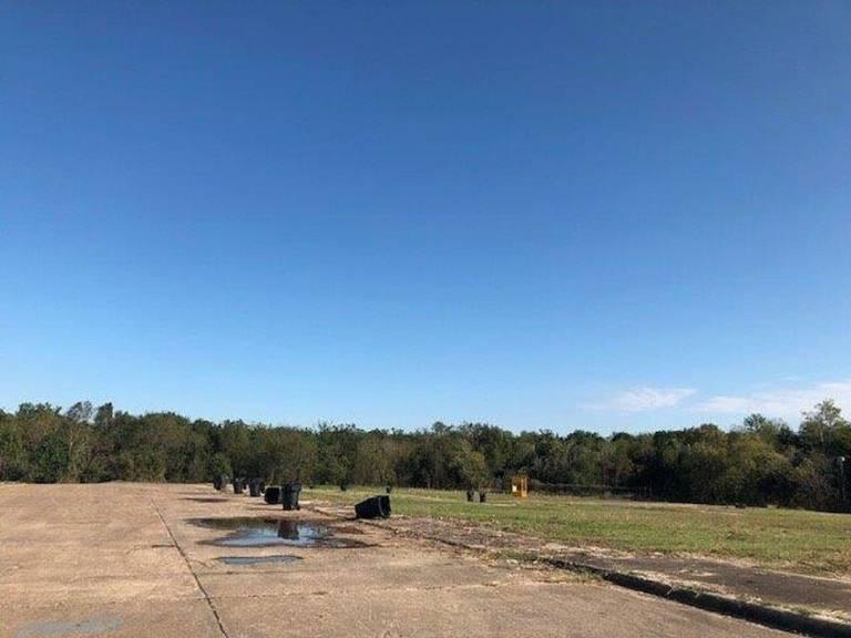 This-former-landfill-in-Houston-seeks-a-massive-makeover.jpg