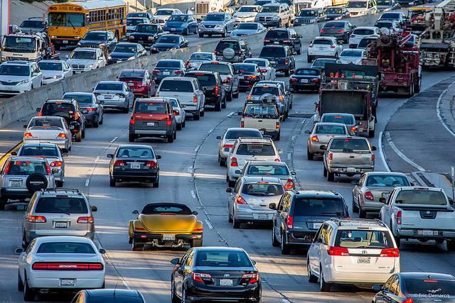Traffic-on-US-101-in-Los-Angeles.jpg