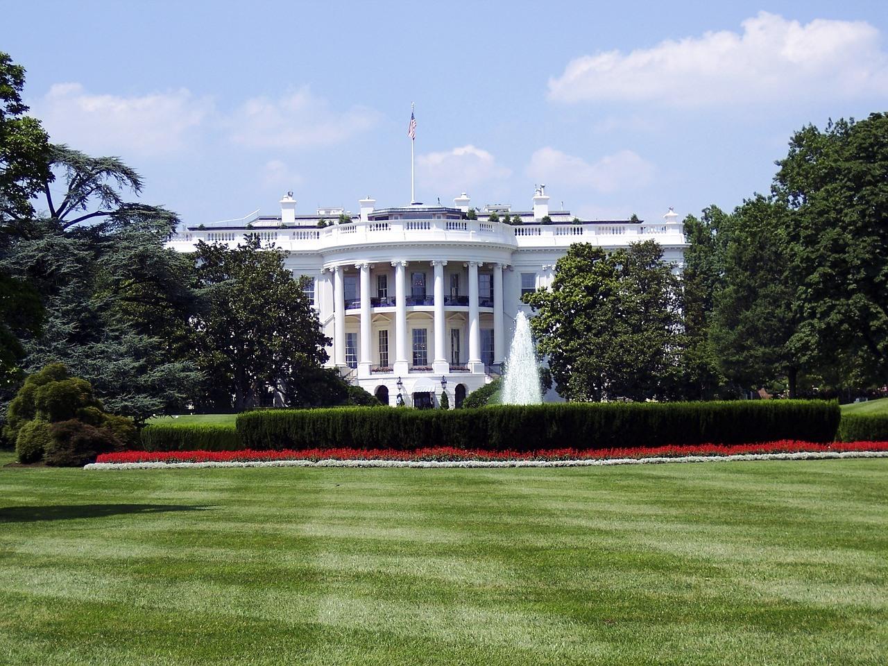 administration-1846270_1280.jpg