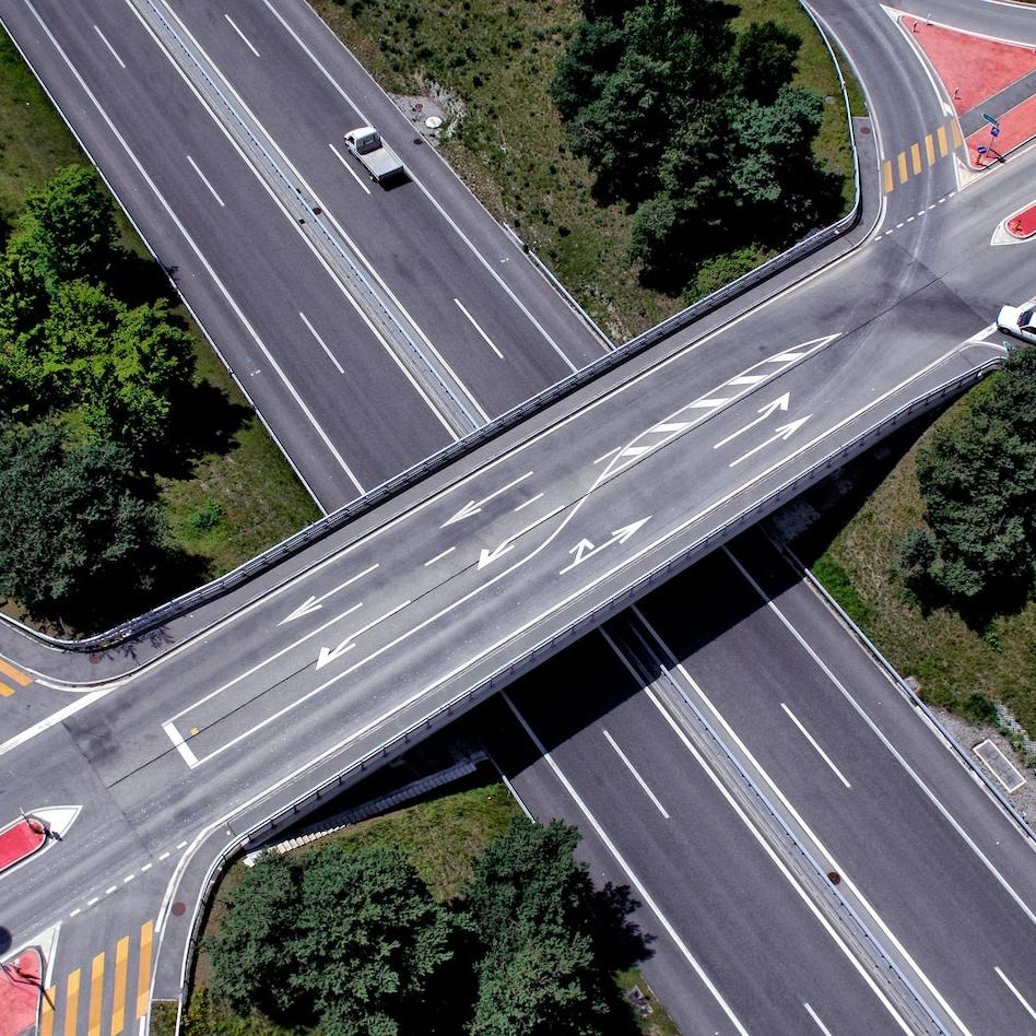 as roads are mostly empty auto insurers issue coronavirus refunds