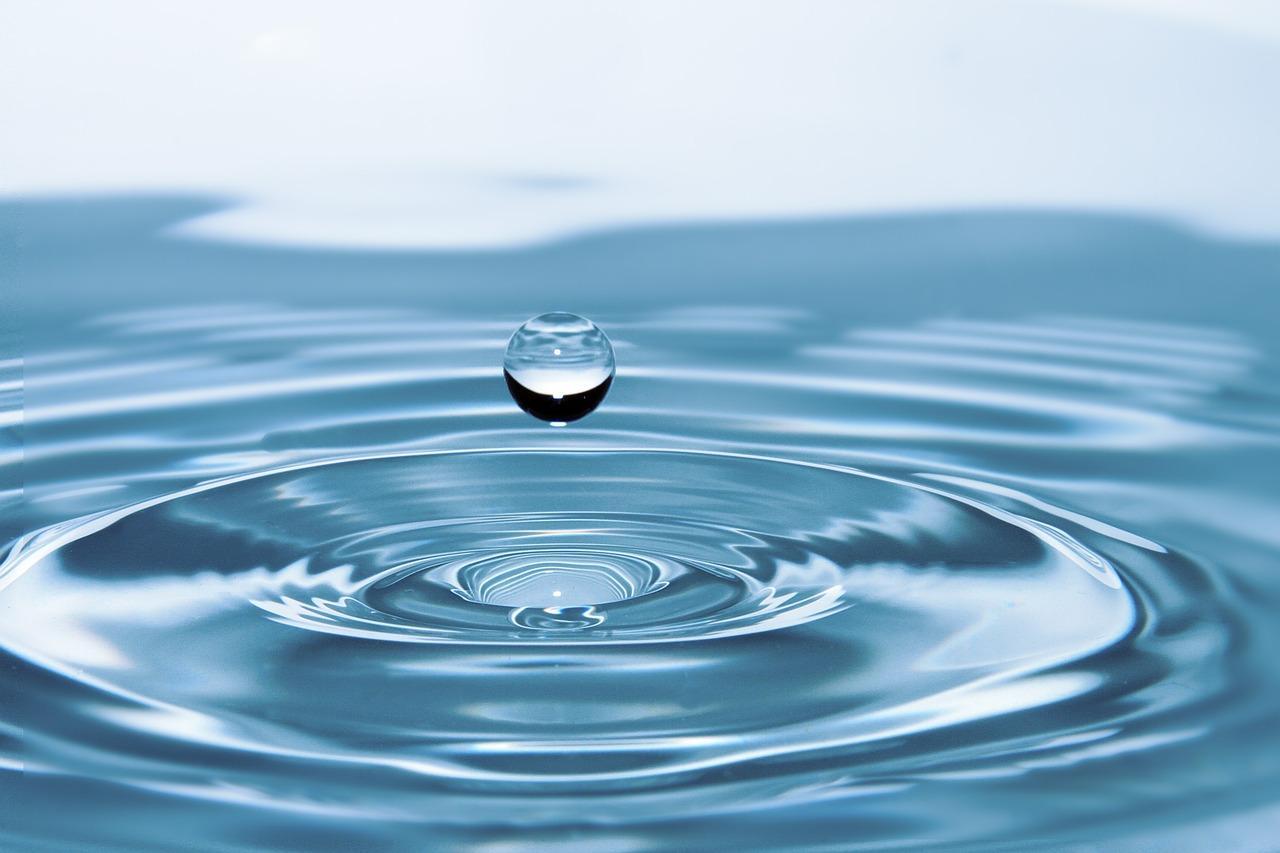 drops-of-water-578897_1280-1.jpg drops-of-water-578897_1280-1.jpg
