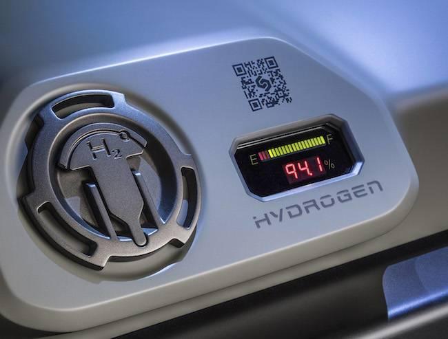 hydrogen-fuel-cell-EV-GM-SURUS.jpg