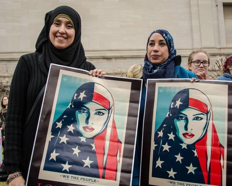 muslims-2590609_1920.jpg