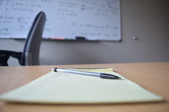 office-659689_640.jpg