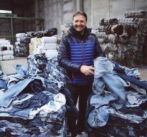 page-41-factory1bert-van-son-mud-jeans-420x280.jpg