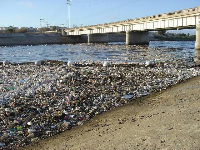 plastic-trash.jpg