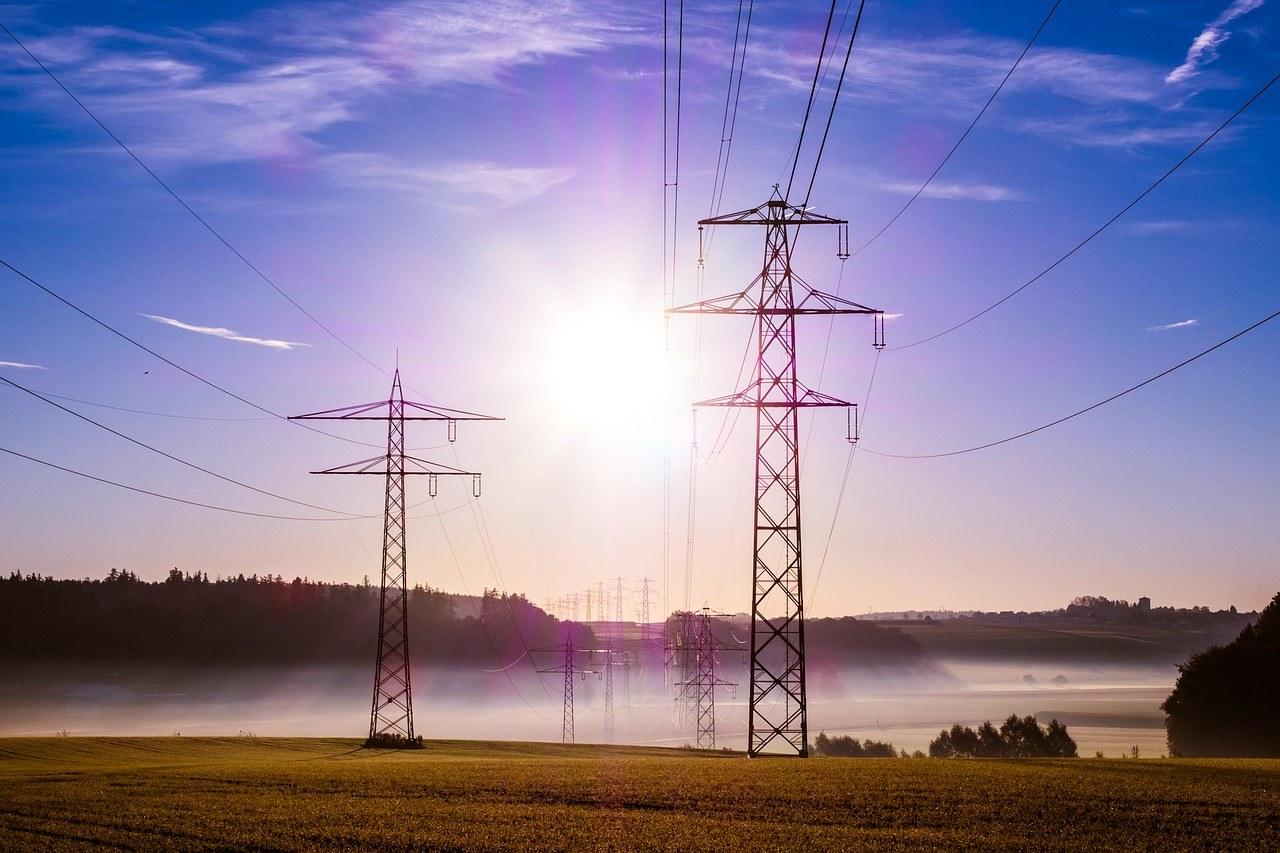 power-poles-503935_1280.jpg power-poles-503935_1280.jpg