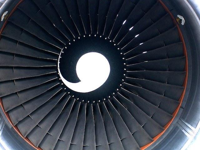 pratt-whitney-pw4000-jet-engine.jpg