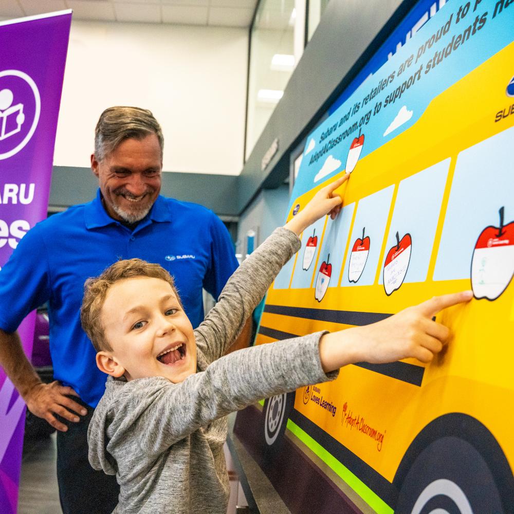 subaru loves learning - students in classroom