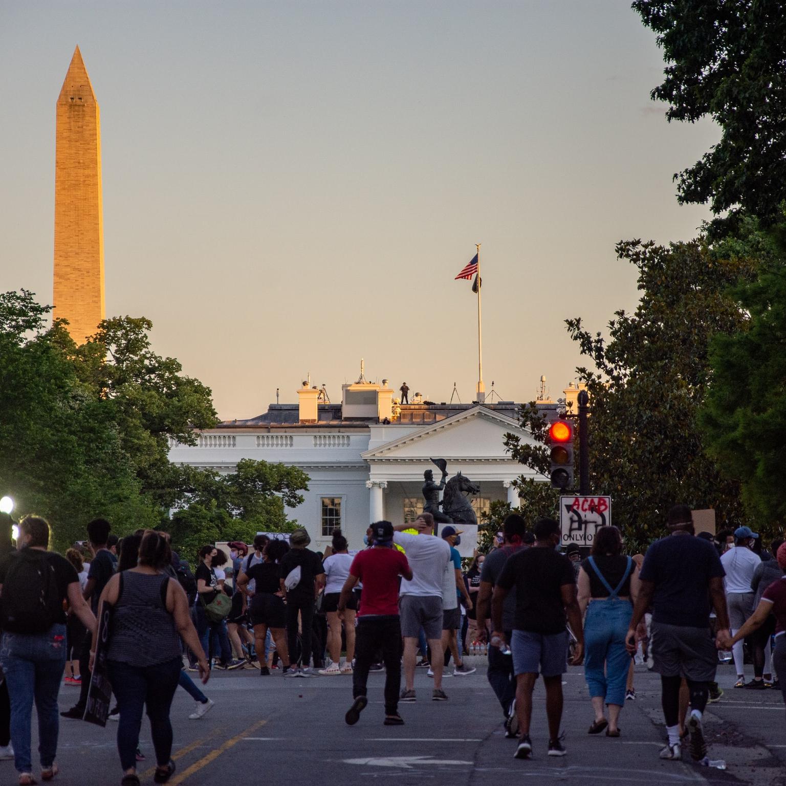 the rector of a historic church by the White House washer he hands of any association with Trump